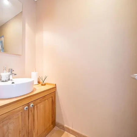 Portville Villas 27 فيلة *