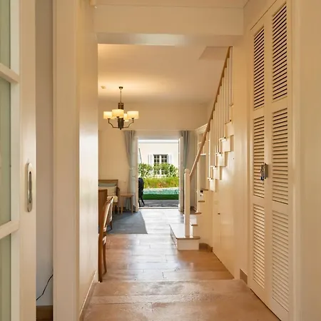 Portville Villas 27 فيلة *